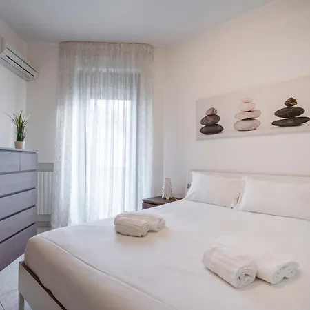 Il Moro Near Palese Train Station! Apartment Bari